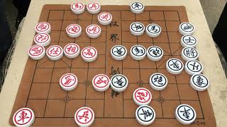 这种象棋高手的棋局才有看头，相互挖陷阱都彼此了解，这棋有意思啊