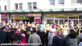 Карнавал в Германии. Карнавал в городе Золинген. 20.02.2015(Группа в контакте: http://vk.com/ivanausdeutschland Цены на бензин в Германии: https://www.youtube.com/watch?v=DoKZu69N1kc Сколько стоят проду..., 2015-02-20T18:00:30.000Z)