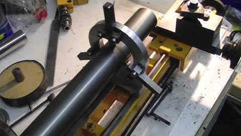 Lathe steady