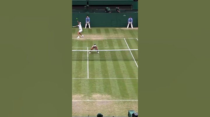 Serena Williams returns 138mph serve in Wimbledon mixed doubles