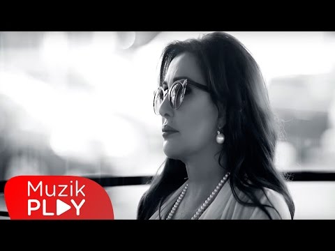 Nükhet Duru - Gözlerimin Etrafındaki Çizgiler (Official Video)