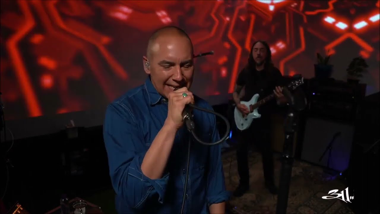 311: Transistor (Live From The Hive) - YouTube