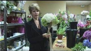 Floral Arrangements : How to Make a Large Hydrangea Bridal Bouquet