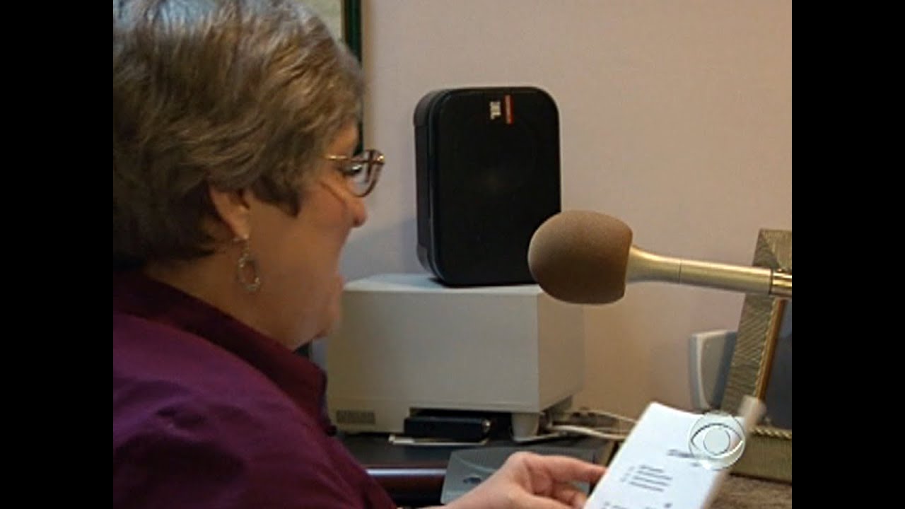 Woman behind the voice at 200 airports - YouTube