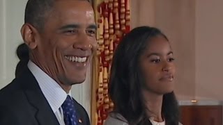 Famous Obama's daughters unimpressed at White House turkey ... Profile