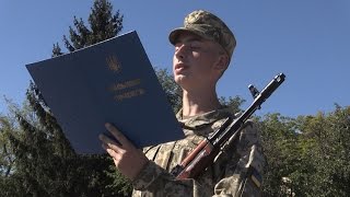 Курсанты Житомирского военного института приняли присягу