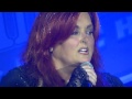 Wynonna Judd: Bantering with the Audience