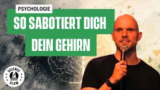 Warum du dein härtester Kritiker bist (und wie du es stoppst) (Fabian B. – Science Slam)