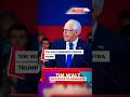 TIM WALZ ARREMETE CONTRA TRUMP