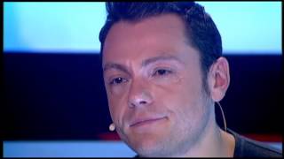 Tiziano Ferro cries on The Voice