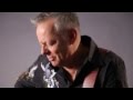 Tommy Emmanuel plays Travelling Clothes – Tones For Tache Day 17