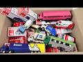 はたらくくるまのおもちゃで名前を覚えよう!ミニカーを箱に収納します☆ Tomica Minicars Vehicles Toys for kids