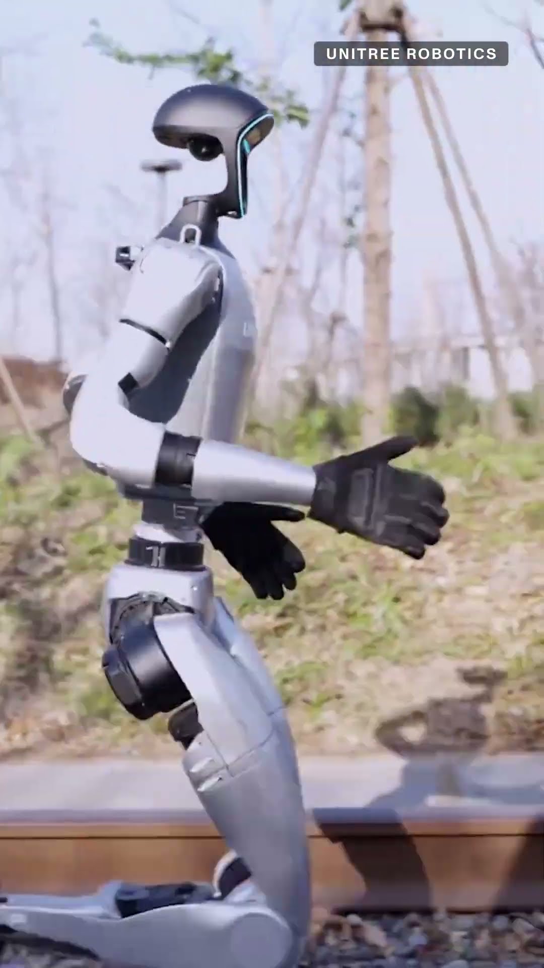 Unitree's G1 Humanoid Robots are Running Now