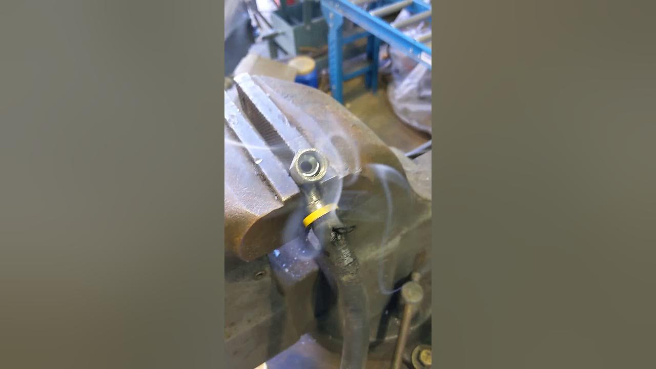 How to remove parker 7212 jiffy hose from push lock fitting. Don't use