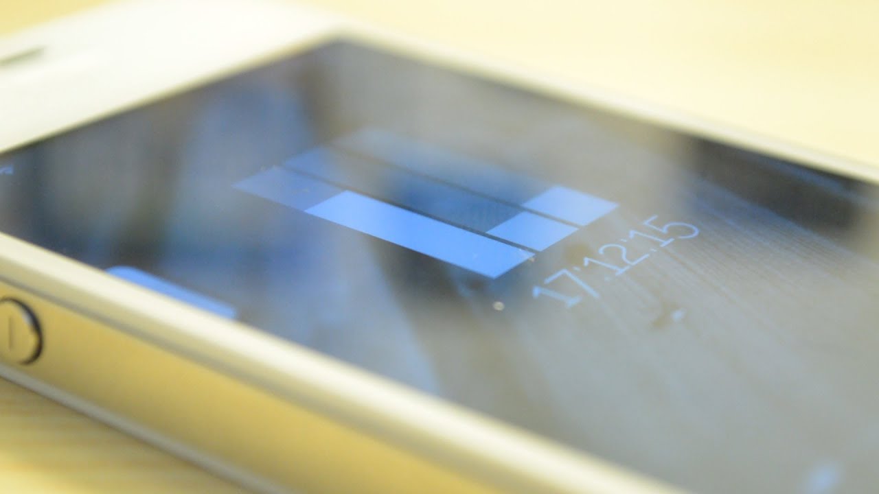 Creating the Perfect Jaillbroken iPhone: Lockscreen Theme