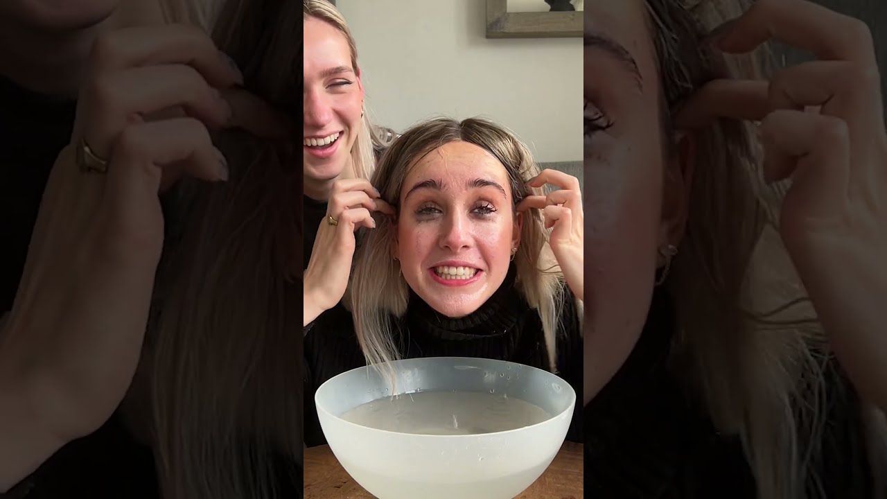 Bij Ieder Fout Antwoord Moet Sophie Haar Gezicht In Het Water