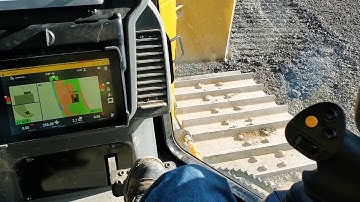 Earthworks FAQ:  Trimble Earthworks Dozer Snap vs Latch to Grade