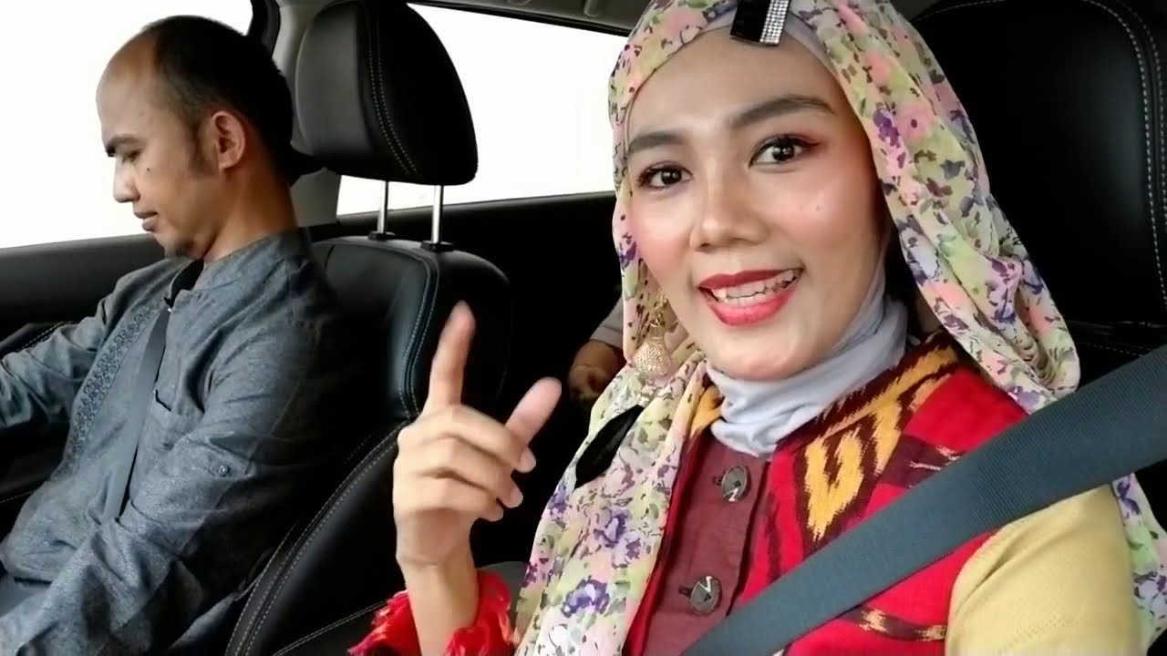 Test Drive Mobil Terbaru DFSK Glory 560