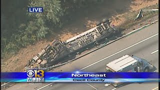 1 Dead, Traffic Backed Up On I-95 After Tractor Trailer Overturns