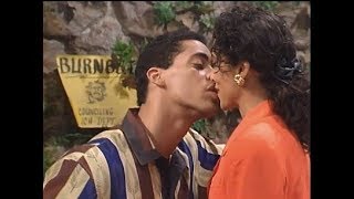 A Different World: 3x25 - Julian tells Whitley he'll ask her something important