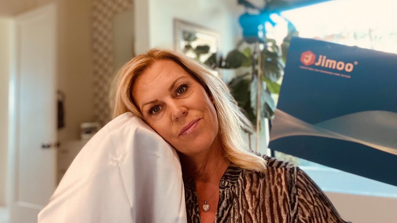 Why should I buy a silk pillowcase?  | Benefits of sleeping on silk