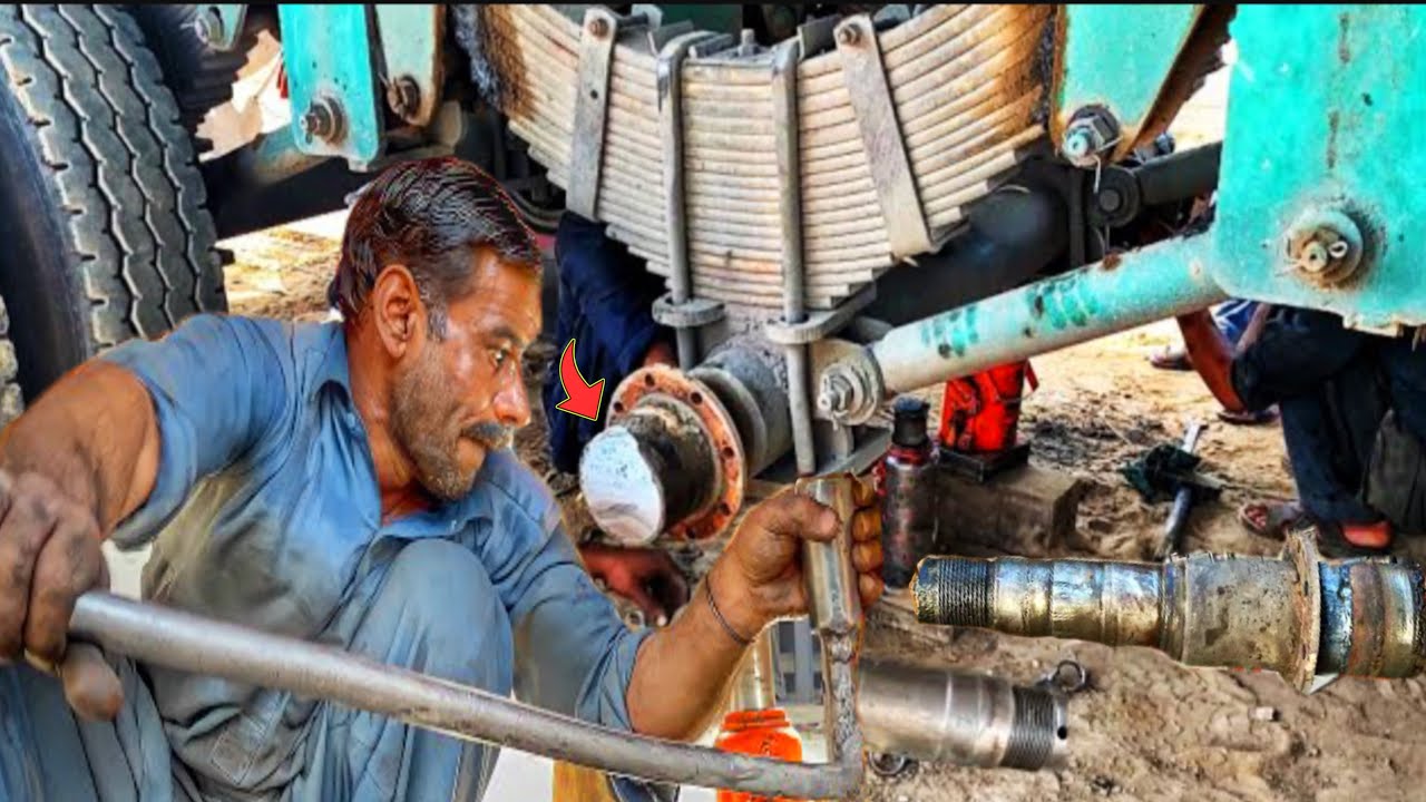 The Rear Of The Truck Broken Axle Repaire Complete Process In Local