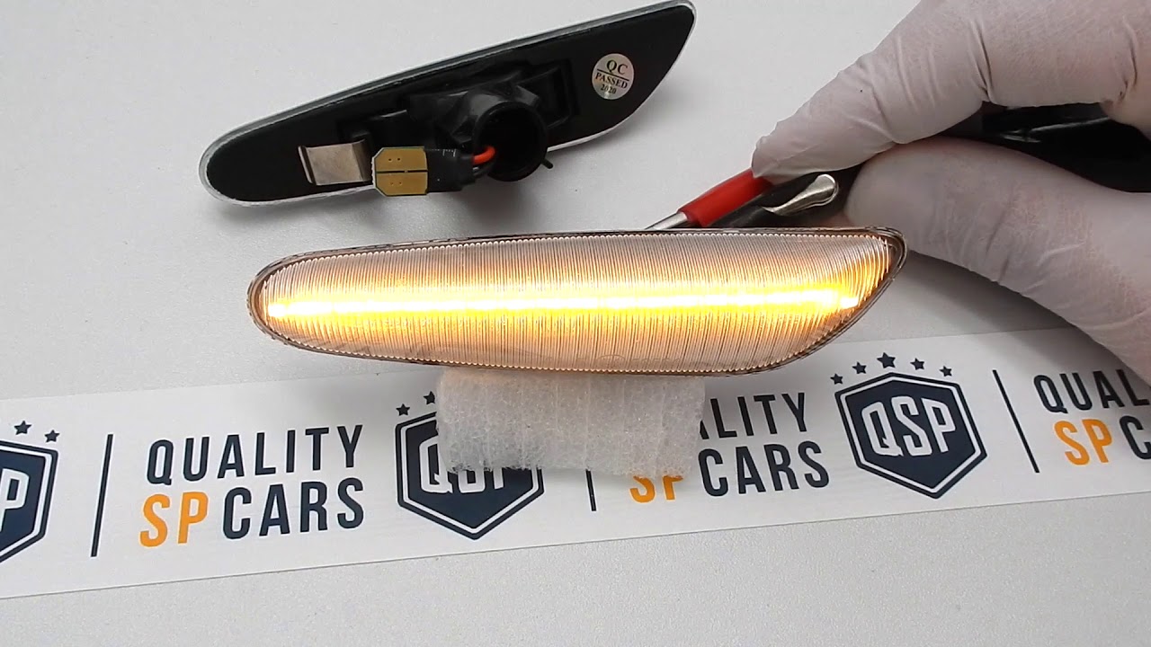 Frecce Laterali Auto LED Dinamici a Scorrimento Sequenziale Indicatori Direzionali OR 7134 B D