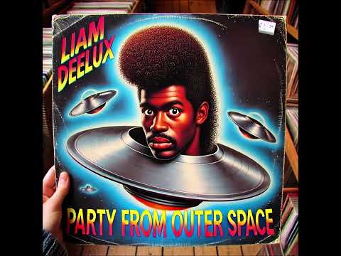 KunfMaster Feat. Liam Deelux - Party From Outer Space