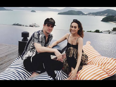 Video: Brendon Urie Net Değer: Wiki, Evli, Aile, Düğün, Maaş, Kardeşler