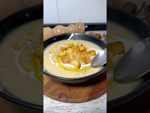 Crema de coliflor, pera y gorgonzola 🥣🧀🍐 #recetas #recetasfaciles