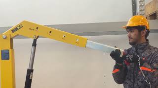 01M5 mobile lifting crane for loads up to 500 kgs