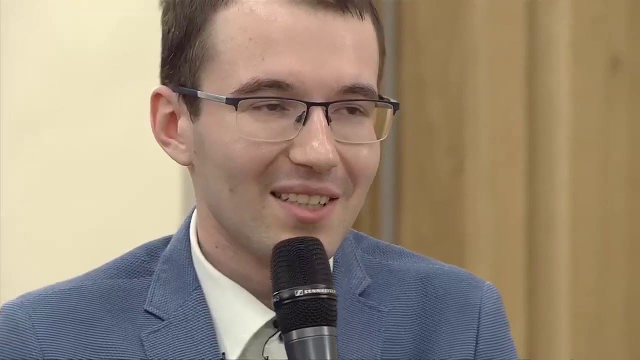 Владимир Путин пообещал попросить ГК «Росатом» изучить изобретение молодого ученого УрФУ upload image