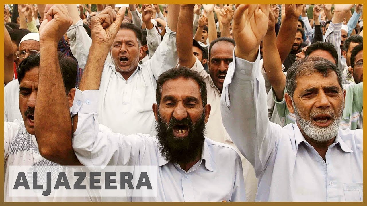سيتم تخفيف القيود المفروضة على كشمير "بشكل تدريجي".