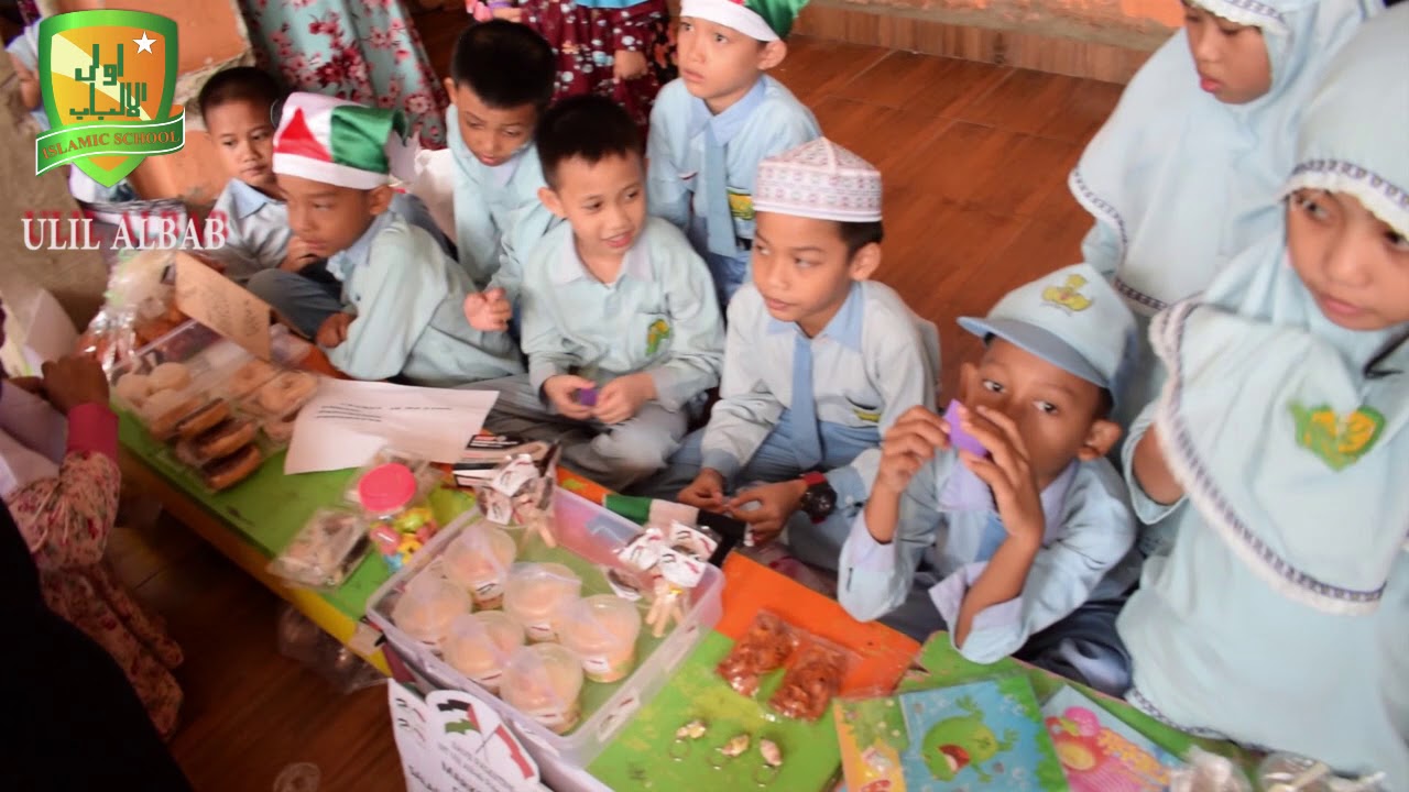  Sekolah Islam Terpadu  Ulil Albab Palembang market day sd 