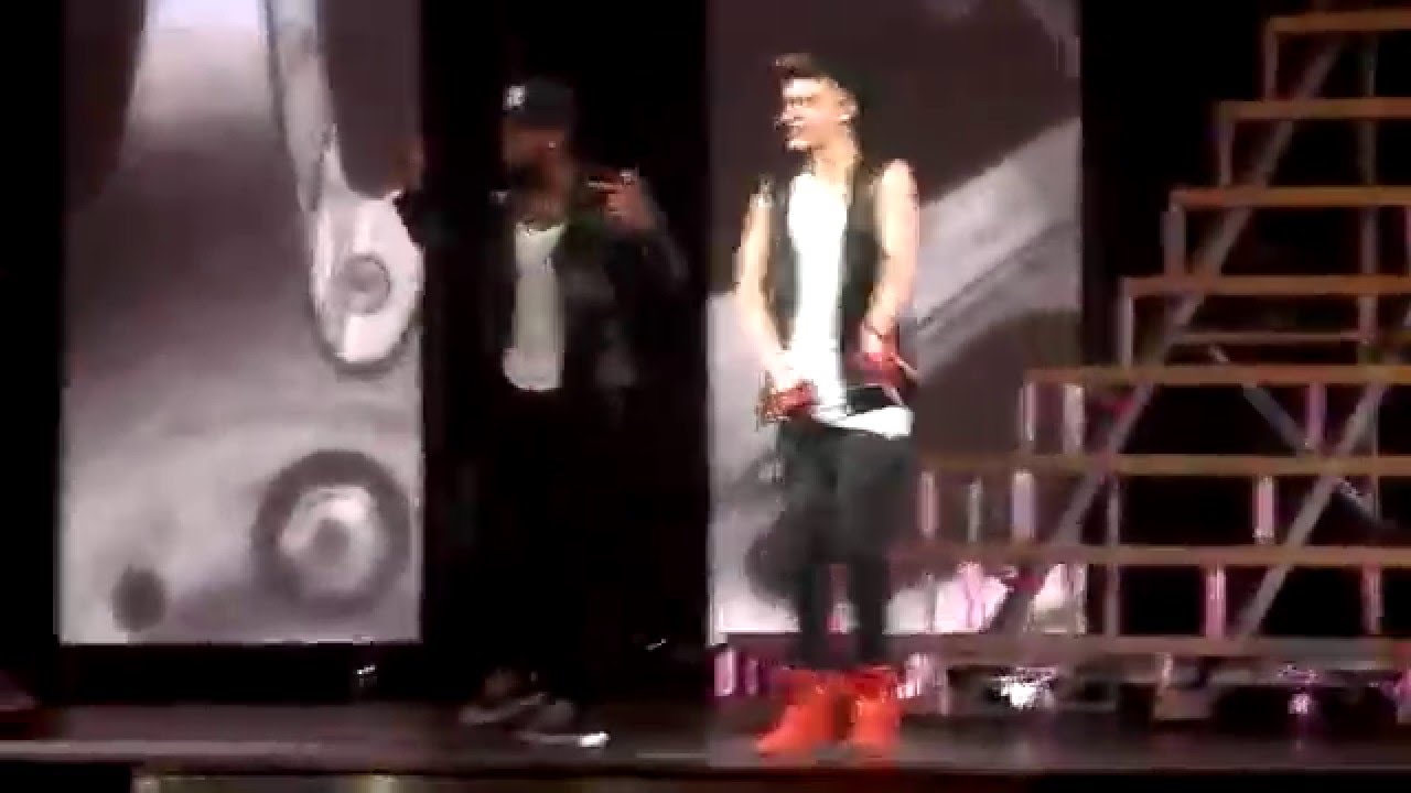 Justin Bieber - Believe Tour: Out Of Town Girl (Live in San Antonio) [HD]