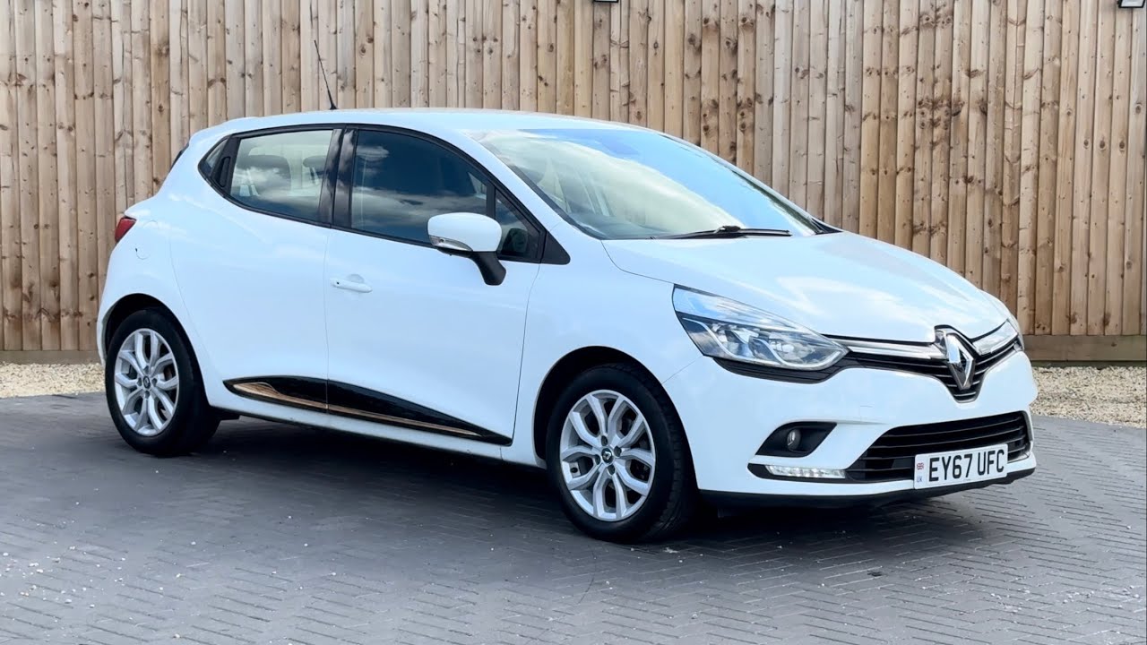 Renault Clio - EY67 UFC - YouTube