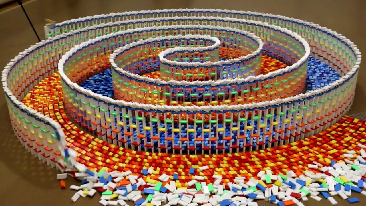 THE AMAZING TRIPLE SPIRAL (15,000 DOMINOES) (official reverse flip ...