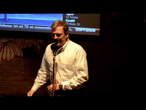 Alan Houser doing karaoke at LavaCon