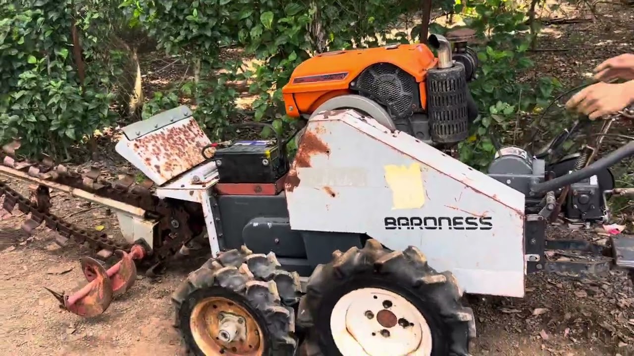 Xe đào mương rãnh thế hệ mới nhất bao bền sài khỏi phải nói lun ae mua gọi 0972845124