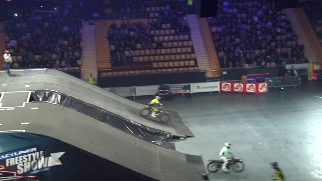 Le Freestyle Show Enflamme La Maison Des Sports De Clermont Ferrand