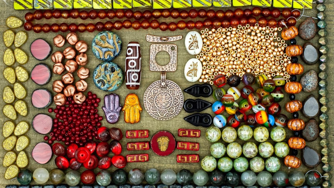 DesignontheFly w/ August 2022 Sam's Bead Box "Ancient Ruins" YouTube