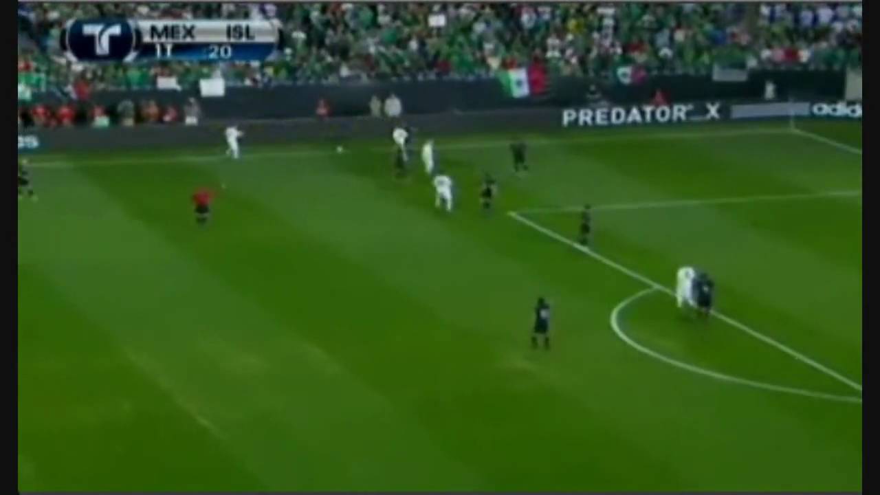 サッカー ハンドスプリングスローでスタジアムを沸かせた アイスランド代表のｍｆソルステインソン ネタ的なニュースちゃんねる