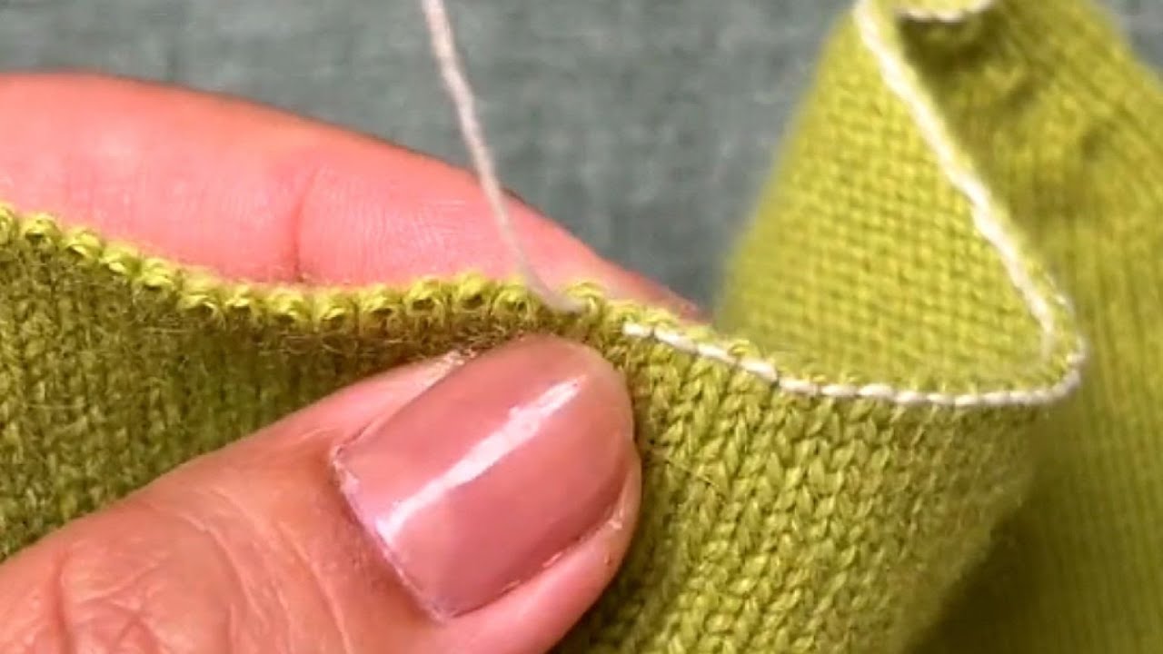 Simple and Practical Method of Repairing Holes in Sweater (Flat Stitch