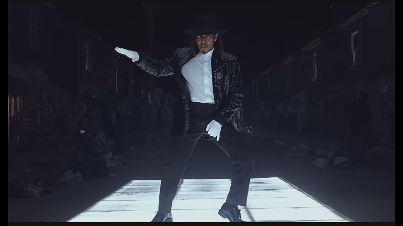 Red Dummy - "Billie The Fien" ((Billie JeanParody))