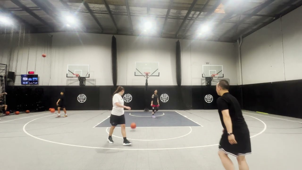 Basketball 1v1 group training 10/12/23 - AUSA Hoops Facility