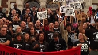 Wash. Teachers Wear 'Black Lives Matter' Shirts