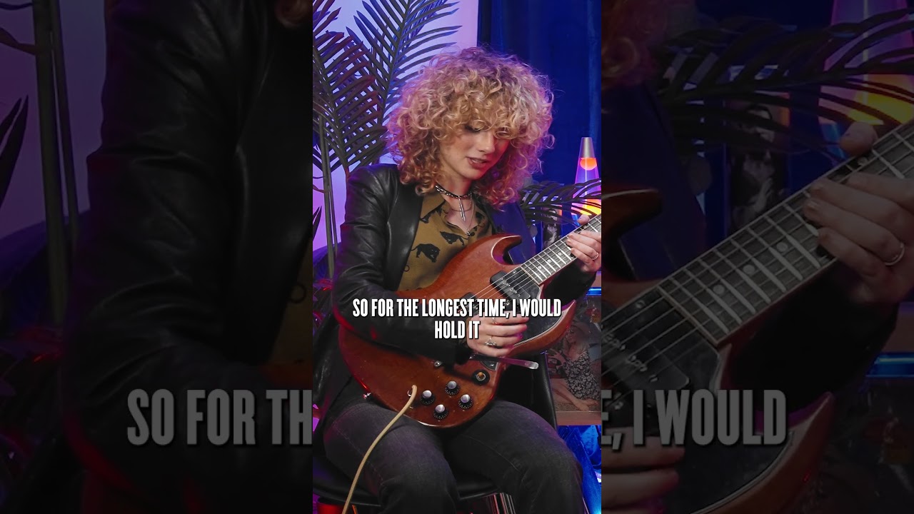 Как ЛУЧШЕ всего держать медиатор? При участии: @grace__bowers