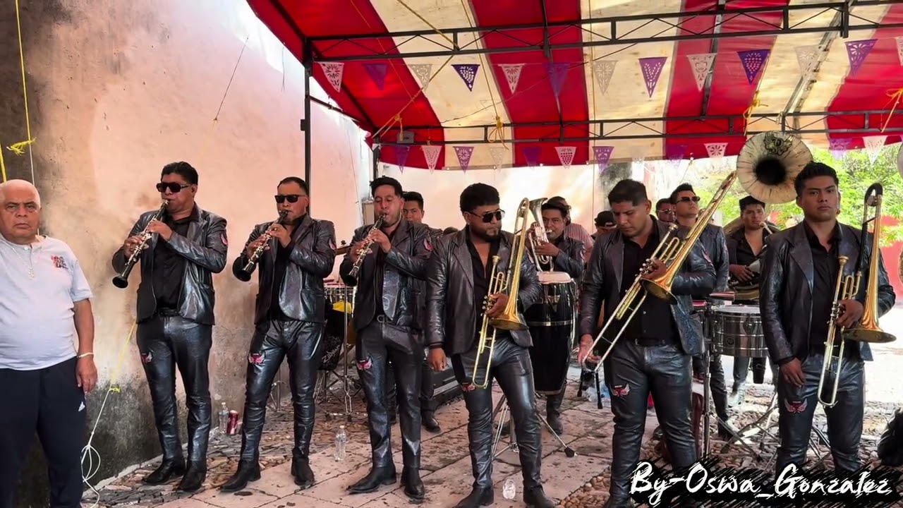 Banda Puro Santa Rosa VS Banda RH Fiestas patronales En Honor a Jesús nazareno Atotonilco 2025