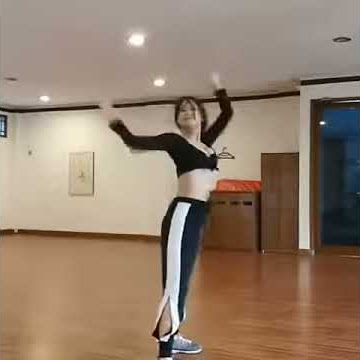 Vania Veronica Kristianti-- on Instagram_ _Be happ(MP4)