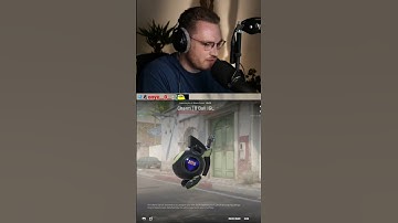 ohnepixel shaking the new CS2 Balls Charm | #ohnepixel on #Twitch #CS2 #Charm #8ball #CS